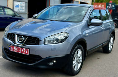Позашляховик / Кросовер Nissan Qashqai 2011 в Рівному