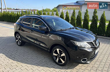 Внедорожник / Кроссовер Nissan Qashqai 2015 в 