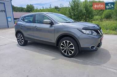 Позашляховик / Кросовер Nissan Qashqai 2014 в Косові
