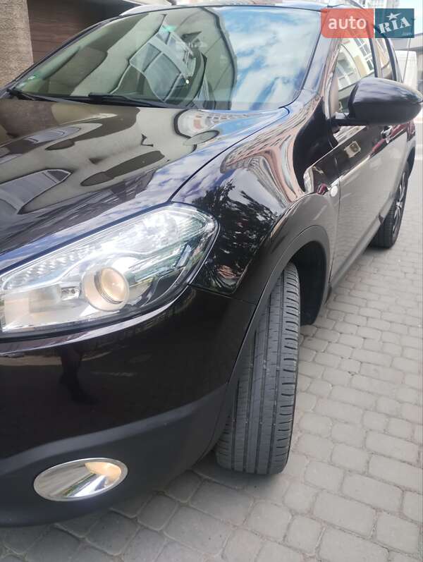 Внедорожник / Кроссовер Nissan Qashqai 2011 в Ивано-Франковске