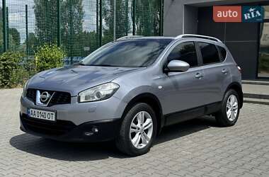 Позашляховик / Кросовер Nissan Qashqai 2010 в Києві