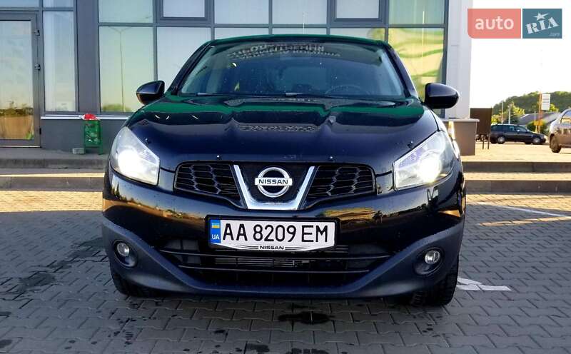 Внедорожник / Кроссовер Nissan Qashqai 2012 в Нововолынске