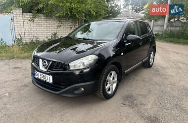 Внедорожник / Кроссовер Nissan Qashqai 2010 в Кременчуге