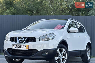Позашляховик / Кросовер Nissan Qashqai 2013 в 