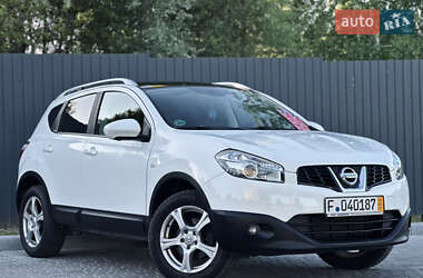 Позашляховик / Кросовер Nissan Qashqai 2013 в 