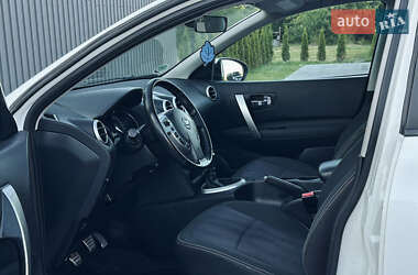 Позашляховик / Кросовер Nissan Qashqai 2013 в 