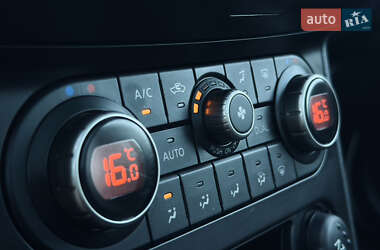 Позашляховик / Кросовер Nissan Qashqai 2013 в 