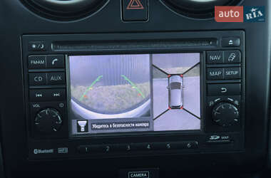 Позашляховик / Кросовер Nissan Qashqai 2013 в 