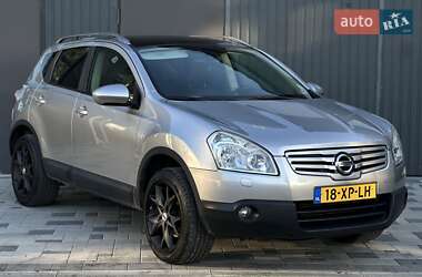Позашляховик / Кросовер Nissan Qashqai 2010 в Івано-Франківську