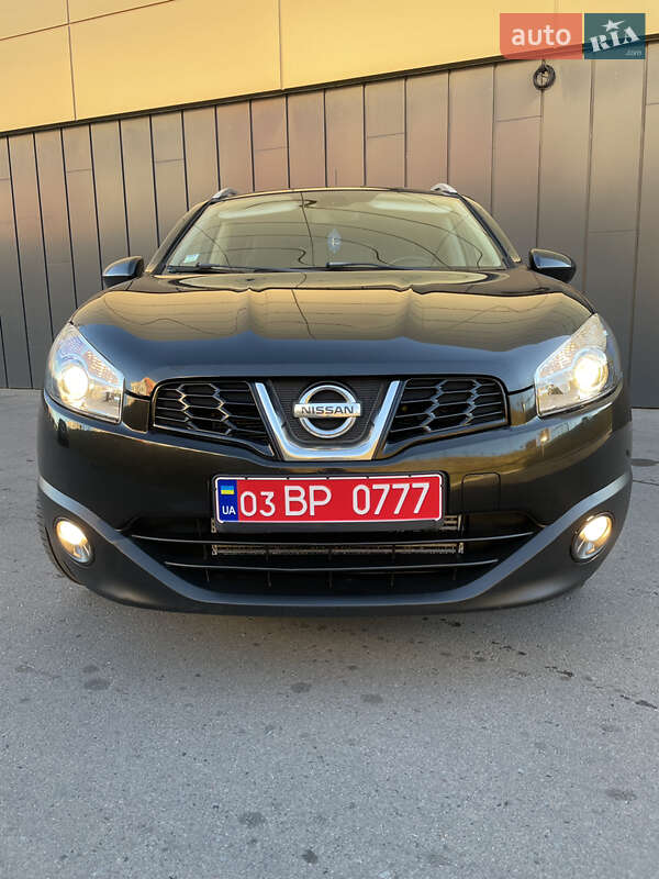 Позашляховик / Кросовер Nissan Qashqai 2013 в Рівному