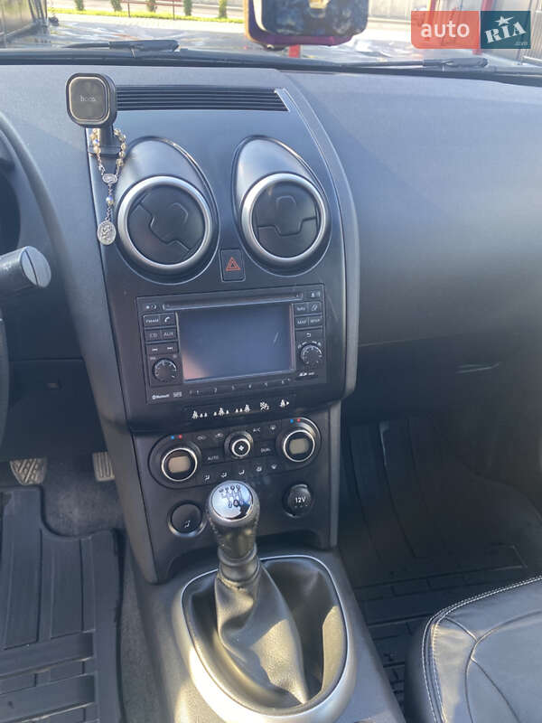 Внедорожник / Кроссовер Nissan Qashqai 2009 в Бориславе