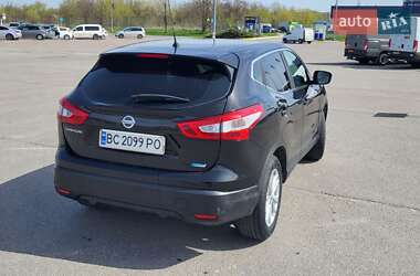 Внедорожник / Кроссовер Nissan Qashqai 2016 в 