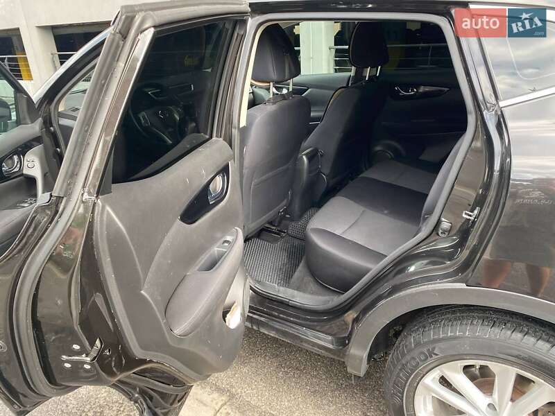 Позашляховик / Кросовер Nissan Qashqai 2016 в Львові