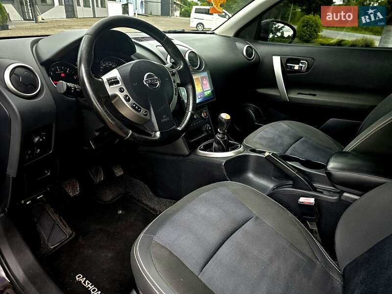 Позашляховик / Кросовер Nissan Qashqai 2011 в Самборі