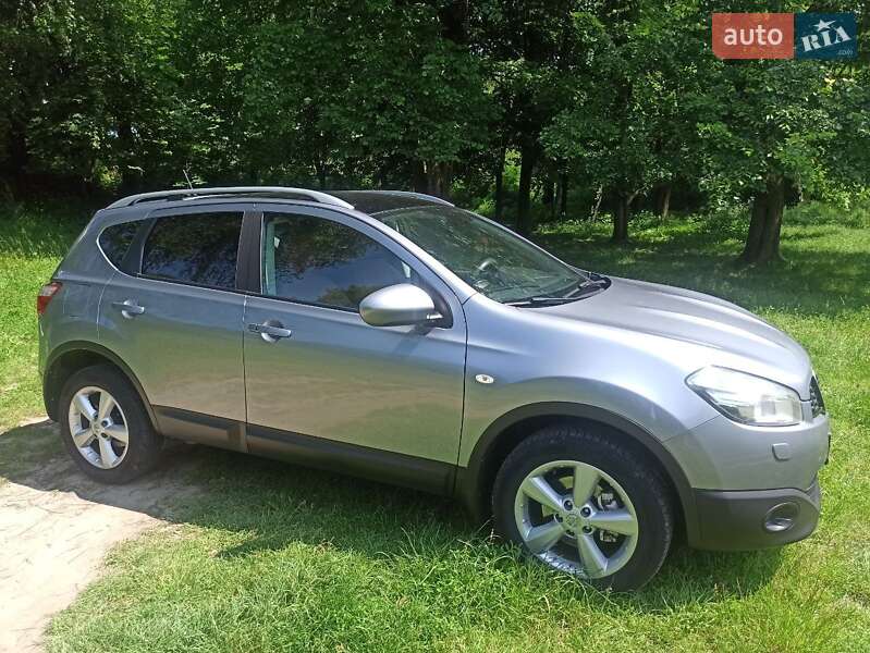 Внедорожник / Кроссовер Nissan Qashqai 2011 в Луцке