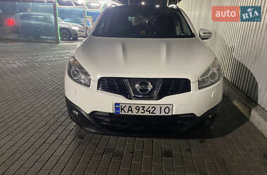 Позашляховик / Кросовер Nissan Qashqai 2010 в Києві