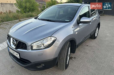 Внедорожник / Кроссовер Nissan Qashqai 2012 в Хмельницком