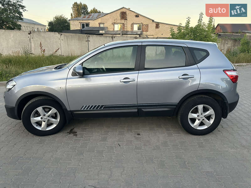 Позашляховик / Кросовер Nissan Qashqai 2012 в Хмельницькому