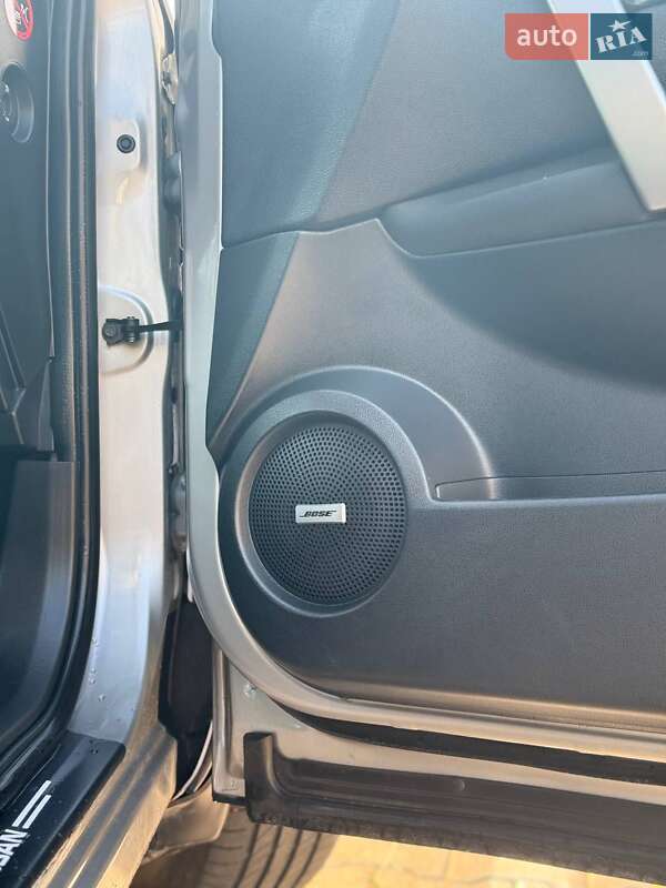 Внедорожник / Кроссовер Nissan Qashqai 2012 в Волочиске