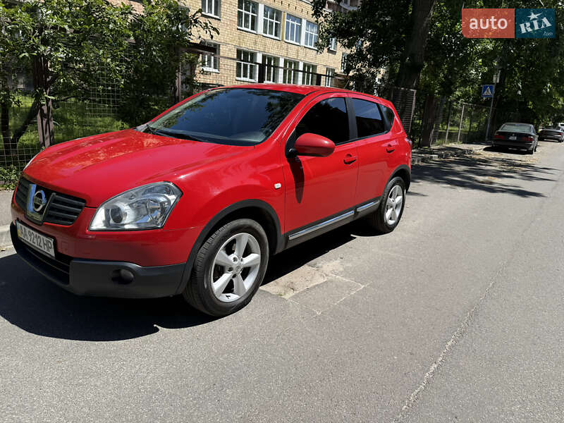 Позашляховик / Кросовер Nissan Qashqai 2008 в Києві