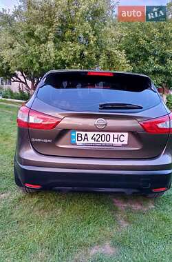 Внедорожник / Кроссовер Nissan Qashqai 2016 в 