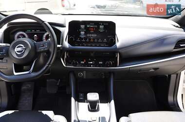 Внедорожник / Кроссовер Nissan Qashqai 2021 в 