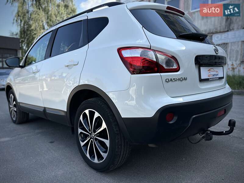 Позашляховик / Кросовер Nissan Qashqai 2013 в Сумах