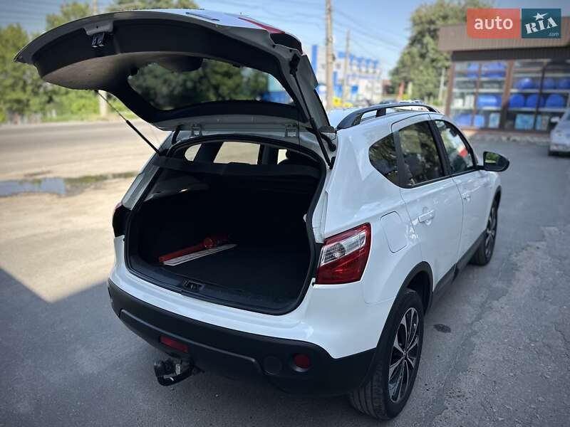 Позашляховик / Кросовер Nissan Qashqai 2013 в Сумах