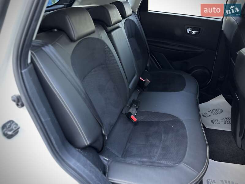 Позашляховик / Кросовер Nissan Qashqai 2013 в Сумах