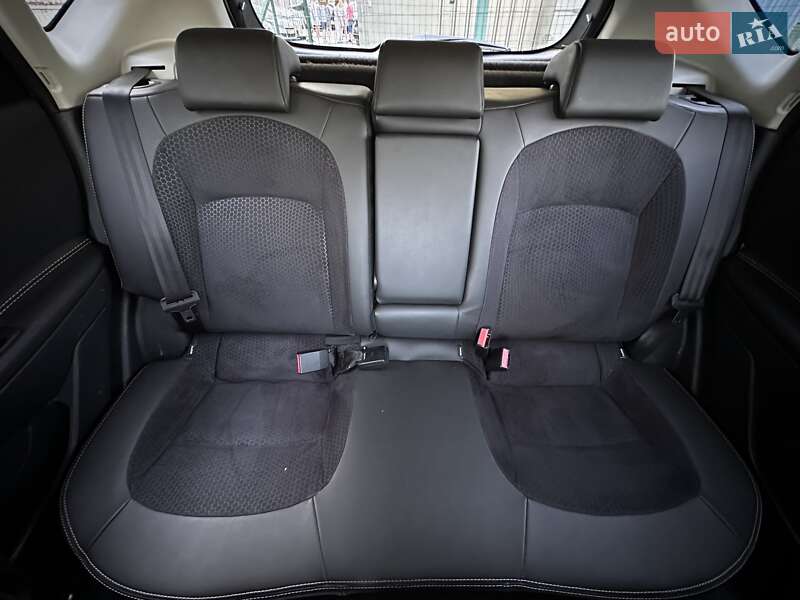 Позашляховик / Кросовер Nissan Qashqai 2013 в Сумах