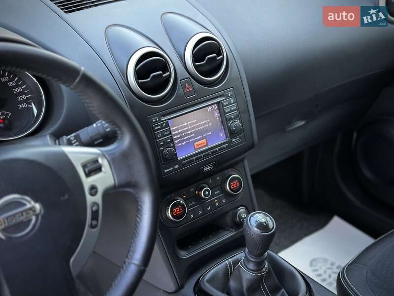 Позашляховик / Кросовер Nissan Qashqai 2013 в Сумах
