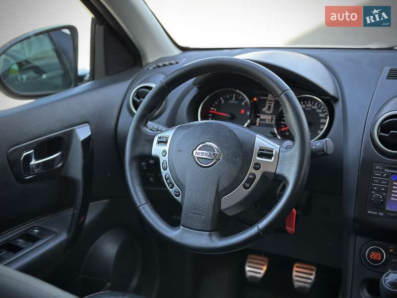 Позашляховик / Кросовер Nissan Qashqai 2013 в Сумах