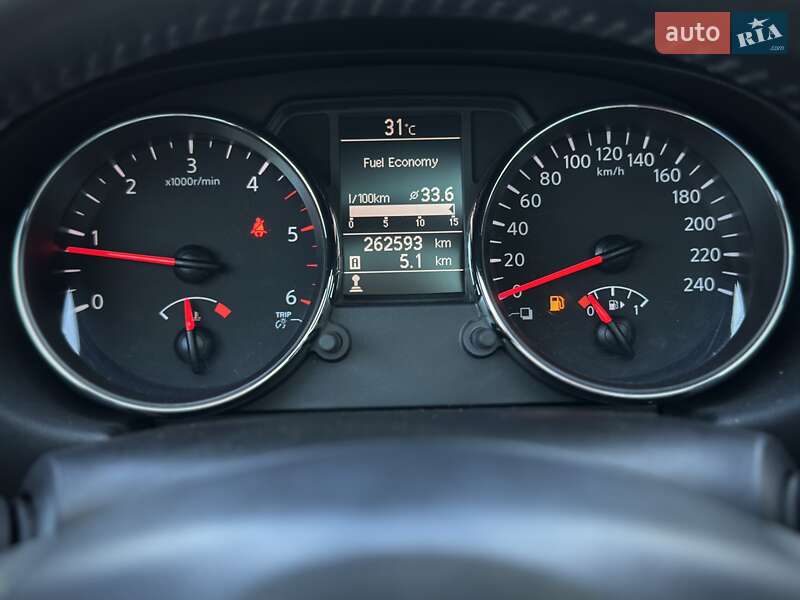 Позашляховик / Кросовер Nissan Qashqai 2013 в Сумах