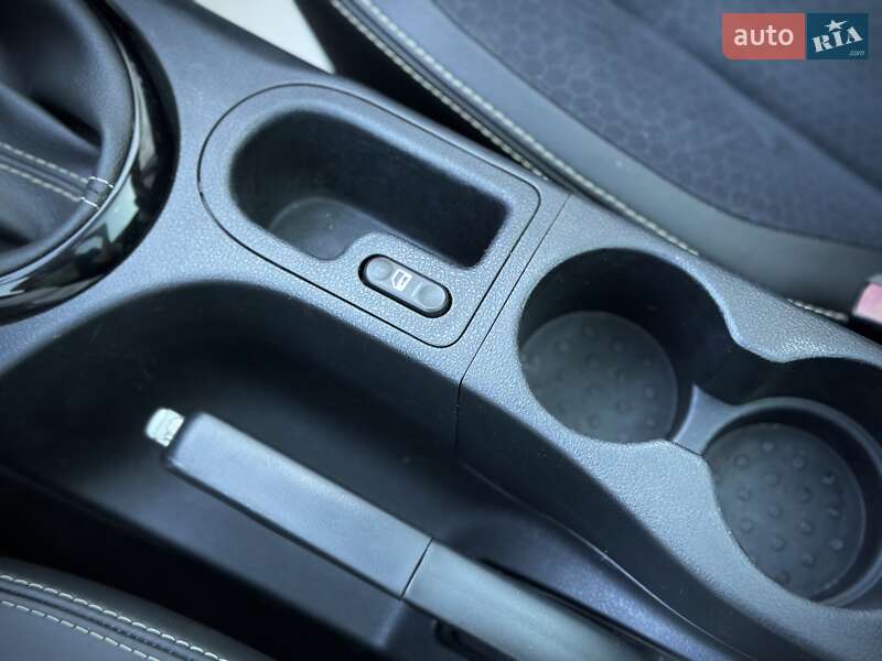 Позашляховик / Кросовер Nissan Qashqai 2013 в Сумах