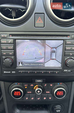 Позашляховик / Кросовер Nissan Qashqai 2013 в 