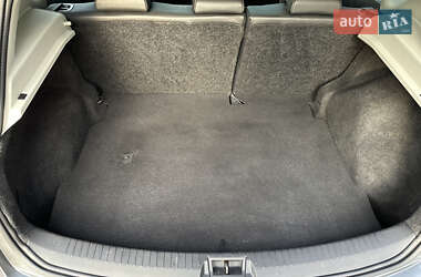 Позашляховик / Кросовер Nissan Qashqai 2013 в 