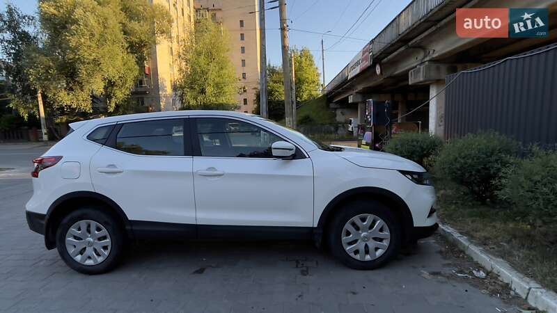 Внедорожник / Кроссовер Nissan Qashqai 2019 в Хмельницком