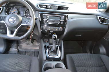 Внедорожник / Кроссовер Nissan Qashqai 2018 в 