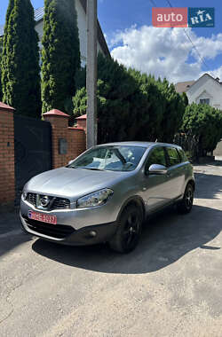Позашляховик / Кросовер Nissan Qashqai 2010 в Львові