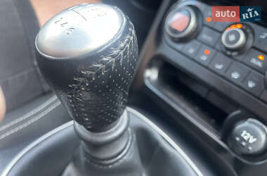 Внедорожник / Кроссовер Nissan Qashqai 2011 в 