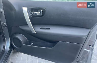 Внедорожник / Кроссовер Nissan Qashqai 2011 в 