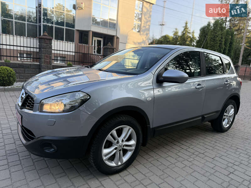Внедорожник / Кроссовер Nissan Qashqai 2011 в Ровно