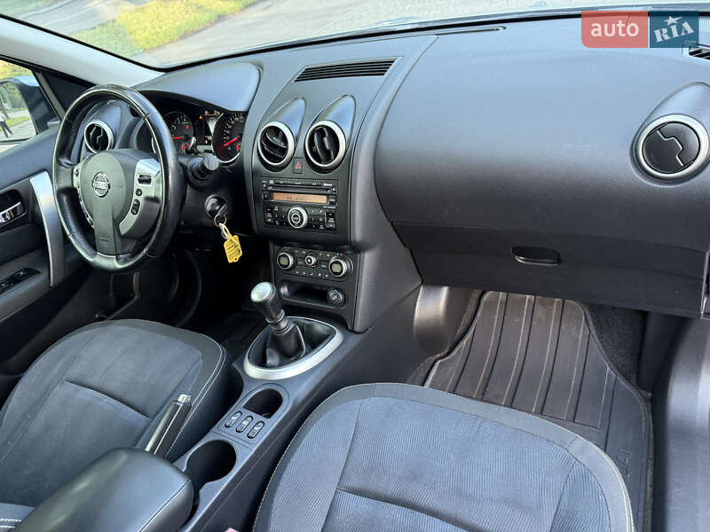 Внедорожник / Кроссовер Nissan Qashqai 2011 в Ровно