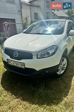 Позашляховик / Кросовер Nissan Qashqai 2013 в Львові