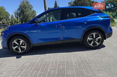 Внедорожник / Кроссовер Nissan Qashqai 2023 в 