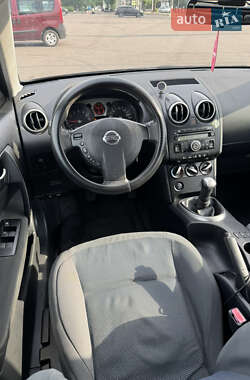 Внедорожник / Кроссовер Nissan Qashqai 2008 в 