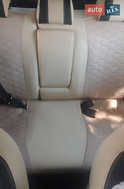Внедорожник / Кроссовер Nissan Qashqai 2011 в 