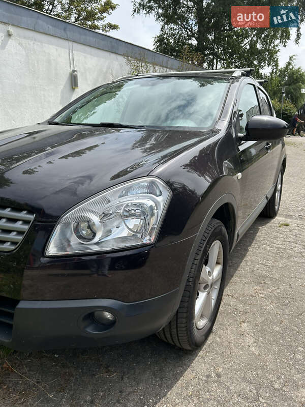 Внедорожник / Кроссовер Nissan Qashqai 2009 в 