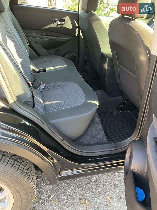 Внедорожник / Кроссовер Nissan Qashqai 2010 в Гайсине