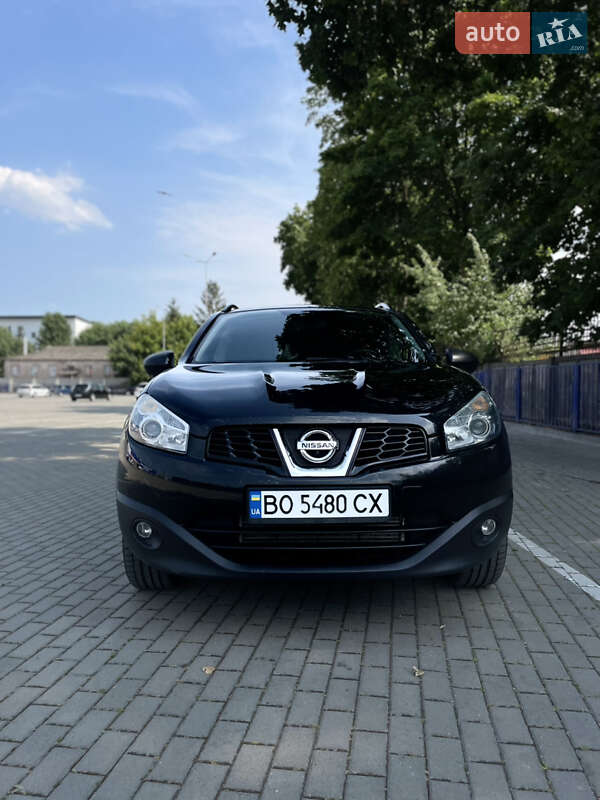 Внедорожник / Кроссовер Nissan Qashqai 2013 в Тернополе